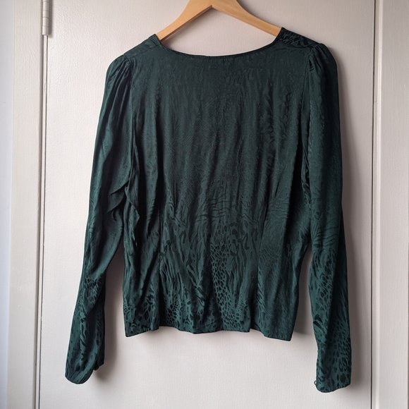 H&M Satin Jacquard Blouse - Picture 2 of 6